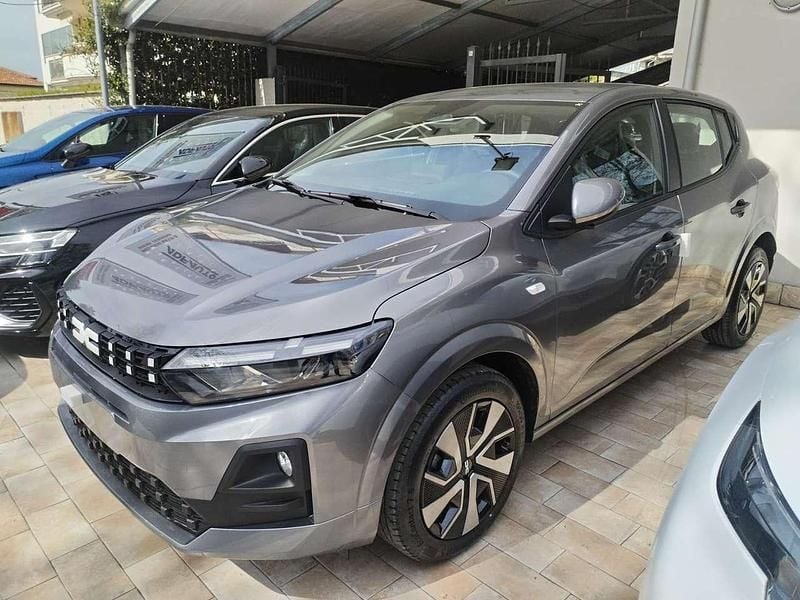Nuova Dacia Sandero Essentiel 91 CV (66 kW) 2026 Grigio Berlina
