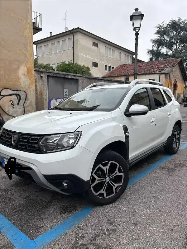 Usata Dacia Duster Lauréate 105 CV (77 kW) 2019 SUV