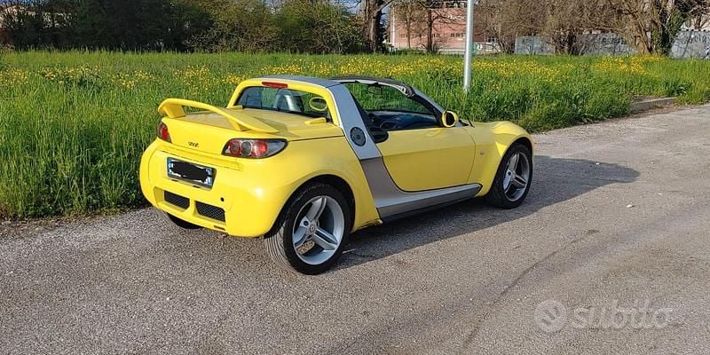 Usata Smart Roadster 82 CV (60 kW) 2006 Giallo Cabrio