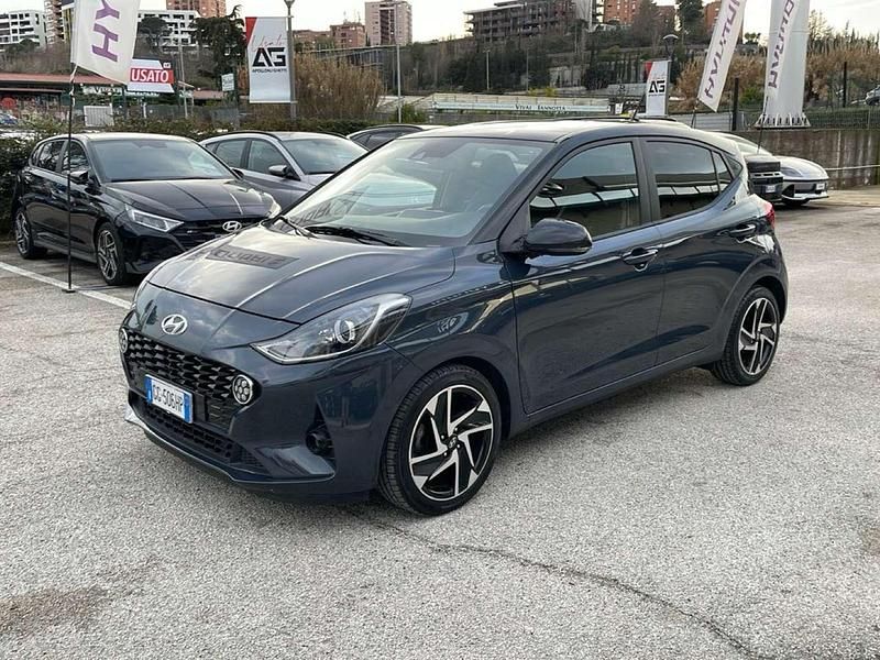 Usata Hyundai i10 67 CV (49 kW) 2021 Grigio Utilitaria