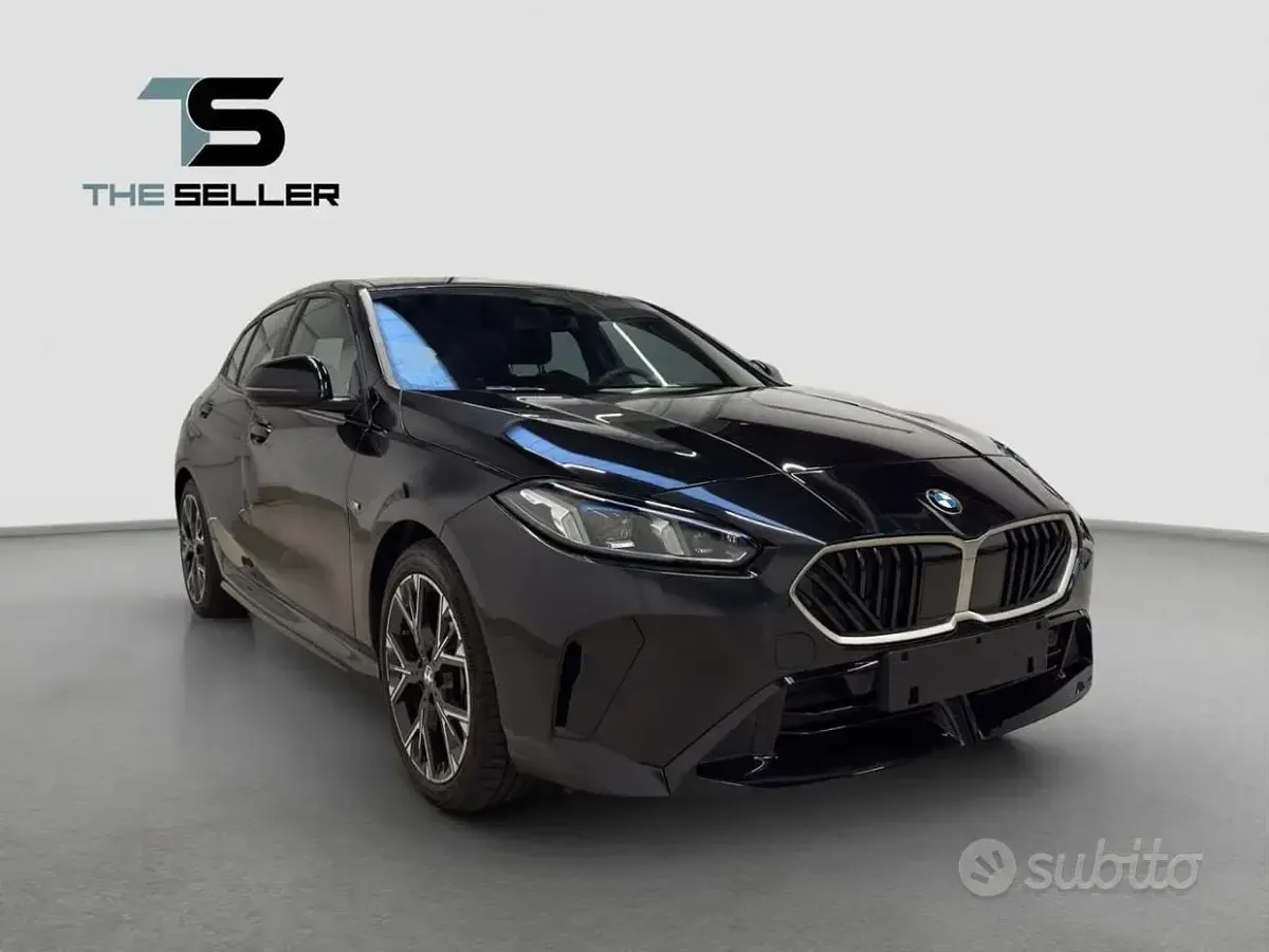 Usata BMW 120 M Sport 170 CV (125 kW) 2025 Nero Utilitaria