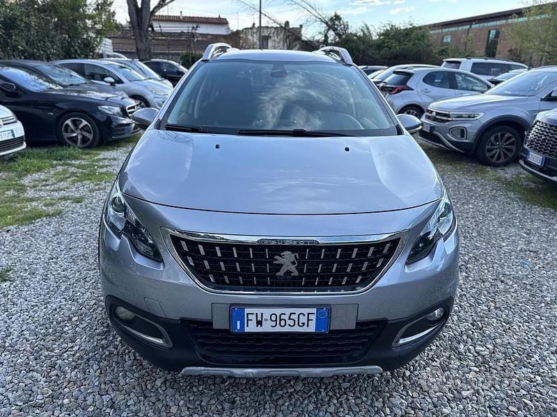 Używany Peugeot 2008 Allure 102 KM (75 kW) 2019 Szary SUV