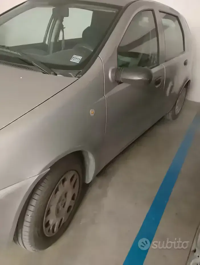 Usata Fiat Punto 80 CV (58 kW) 2002 Grigio Utilitaria