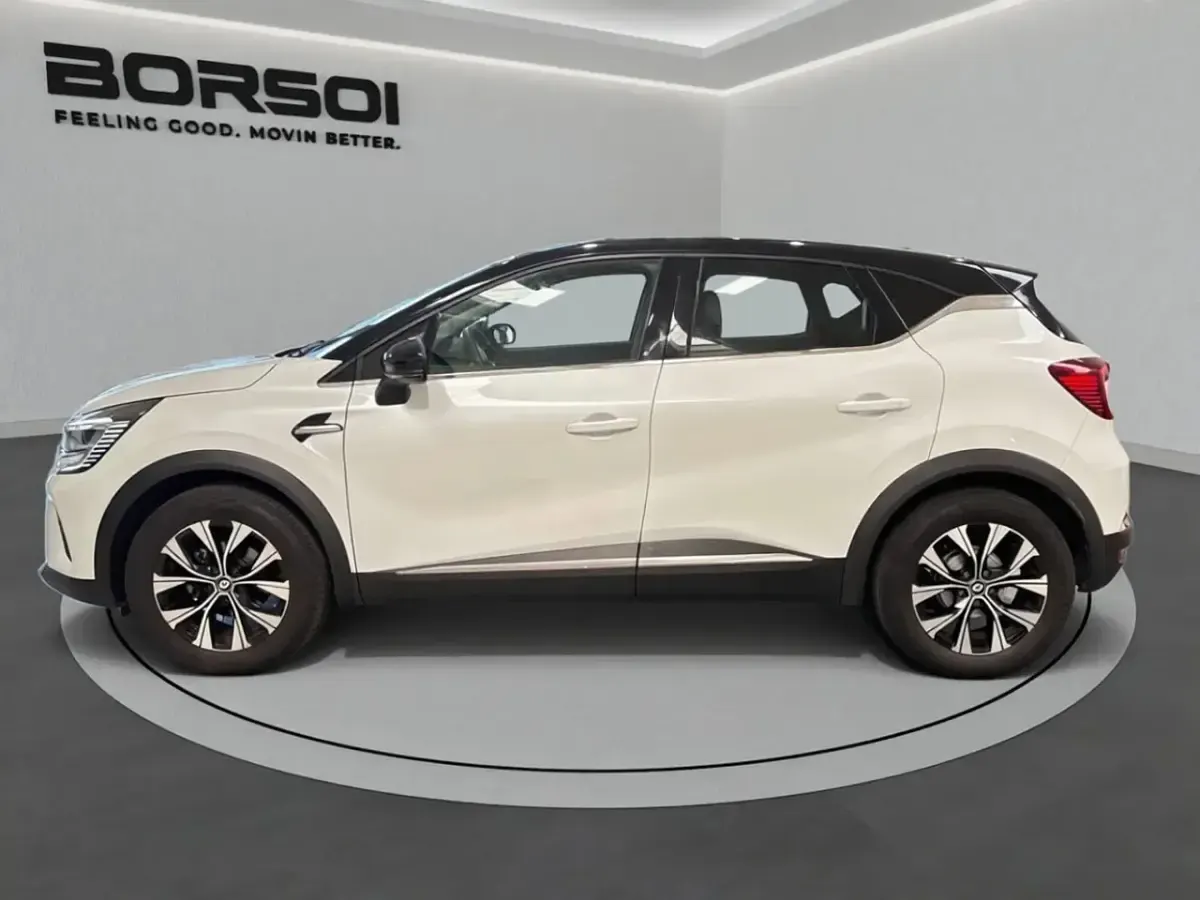 Usata Renault Captur Techno 101 CV (74 kW) 2023 Bic.bianco/tetto nero SUV