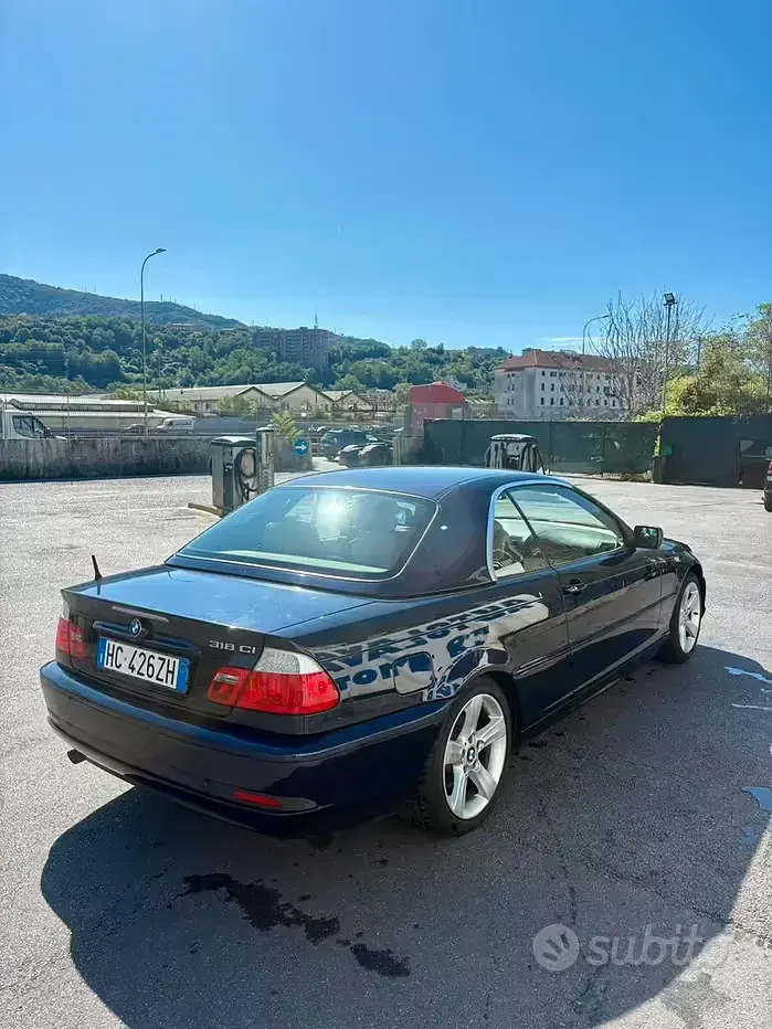 Usata BMW 318 Efficient Dynamics 143 CV (105 kW) 2026 Bluazzurro Cabrio