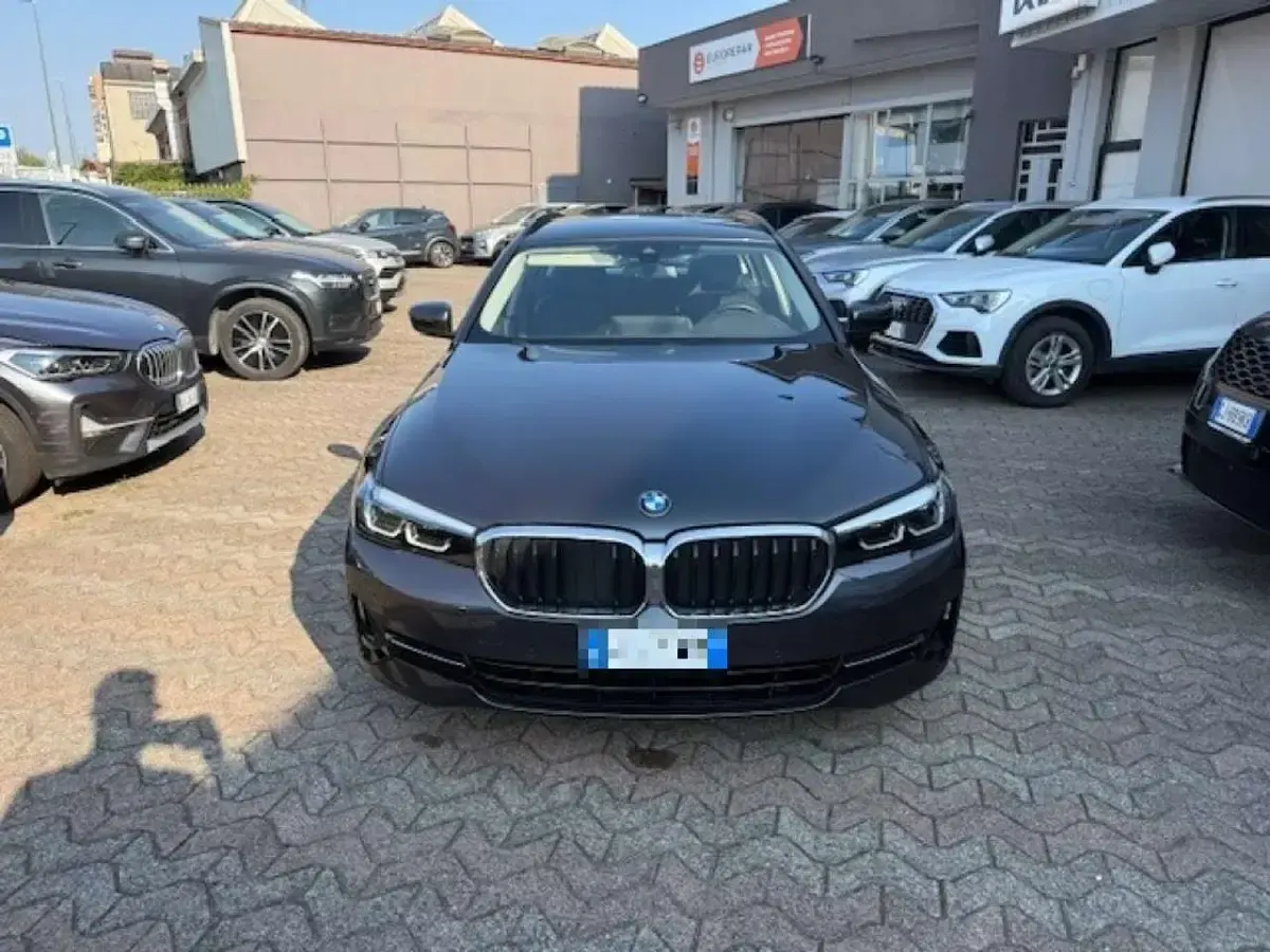 Usata BMW 520 190 CV (139 kW) 2022 Nero Berlina