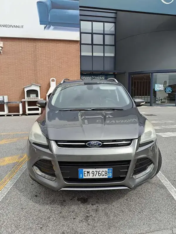 Usata Ford Kuga Titanium 140 CV (102 kW) 2013 SUV