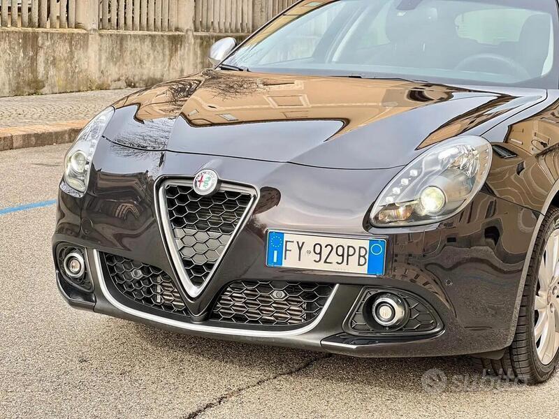 Usato 2019 Alfa Romeo Giulietta 1.4 Benzin 120 CV (19.500 €)