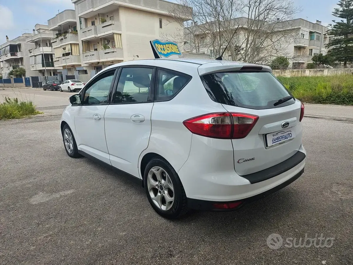 Usata Ford C-MAX 115 CV (84 kW) 2013 Bianco Monovolume