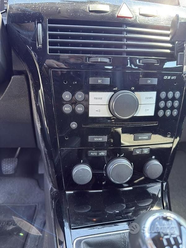 Usata Opel Astra GTC 2008 Grigio Berlina