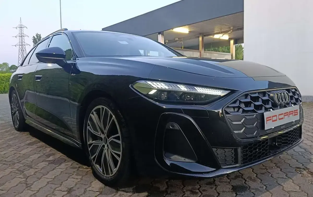 Nuova Audi A5 S-Line 204 CV (150 kW) 2025 Nero mythos Station wagon