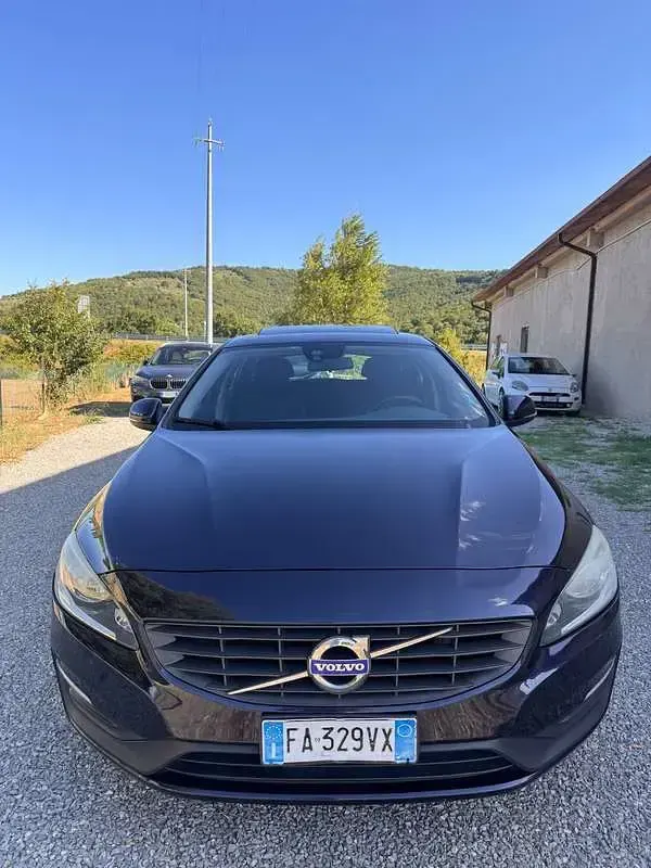 Usata Volvo V60 Summum 120 CV (88 kW) 2015 Station wagon