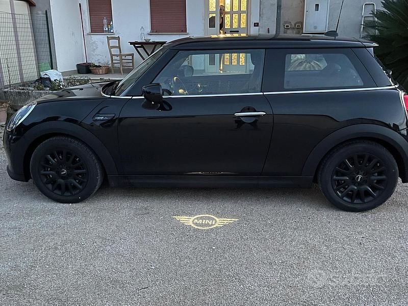 Usata Mini ONE 2021 Nero Utilitaria