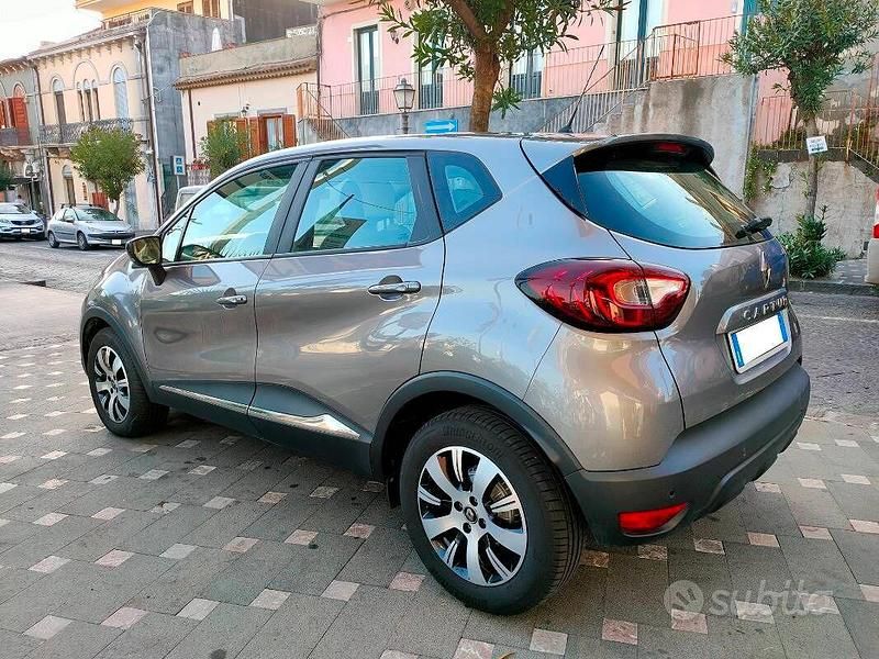 Usata Renault Captur Business 90 CV (66 kW) 2019 SUV