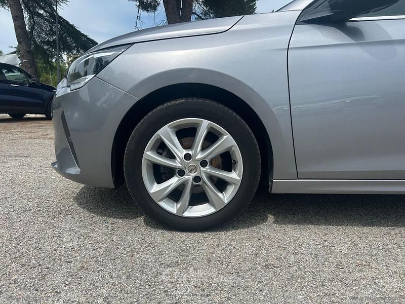 Usata Opel Corsa Elegance 75 CV (55 kW) 2021 Gray Berlina