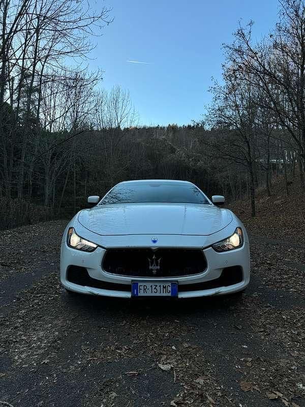 Usata Maserati Ghibli 275 CV (202 kW) 2015 Bianco Berlina