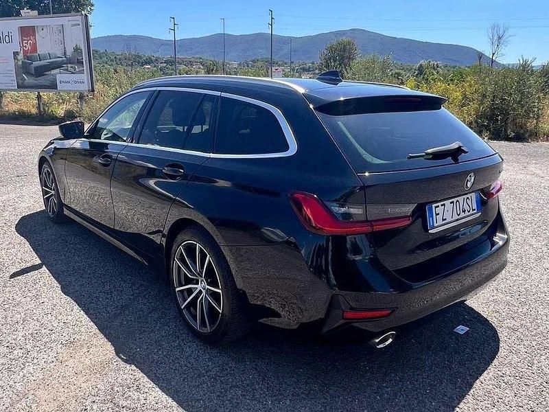Usata BMW 320 Sport Line 190 CV (139 kW) 2019 Nero Station wagon