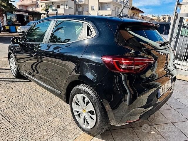 Usata Renault Clio V SE 75 CV (55 kW) 2020 Nero Berlina