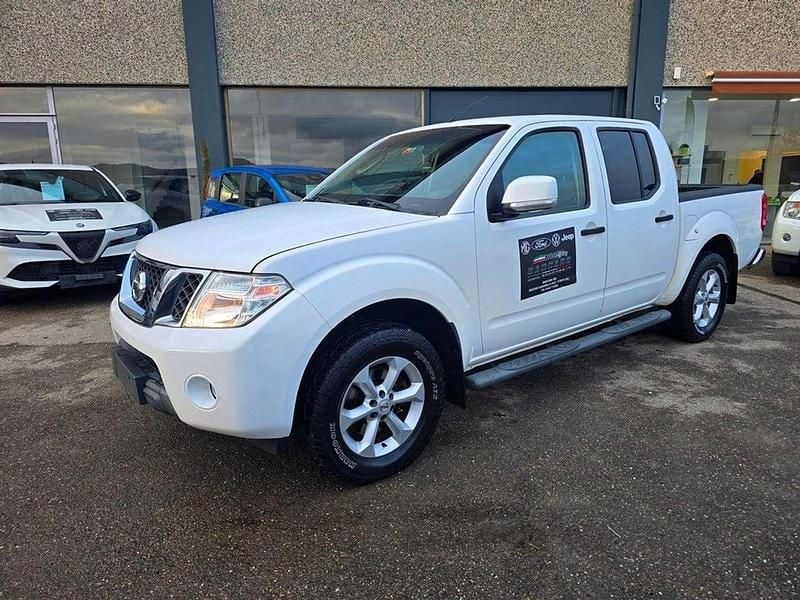 Usata Nissan Navara 190 CV (139 kW) 2014 Bianco Pick-up