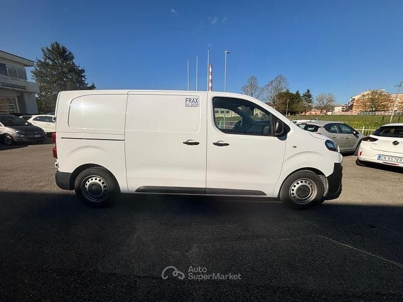 Usata Citroën Jumpy 102 CV (75 kW) 2024 Bianco Monovolume