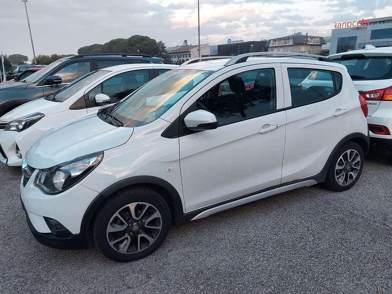 Bianco Usata 2019 Opel Karl Rocks Due volumi | 9800 € (Buon prezzo) - Immagine 1/4