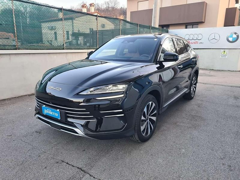 Nuova BYD Seal U Comfort 218 CV (160 kW) 2025 Delan black SUV