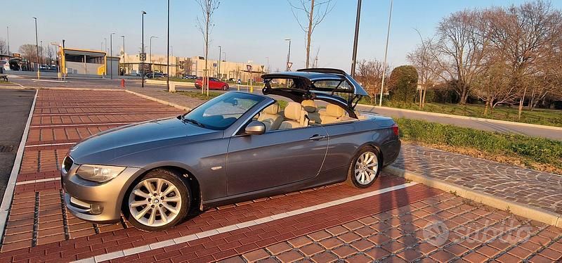 Usata BMW 320 Cabriolet Comfort Edition 184 CV (135 kW) 2013 Grigio Cabrio