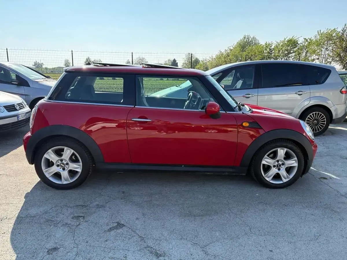 Usata Mini ONE 95 CV (69 kW) 2008 Rosso Utilitaria