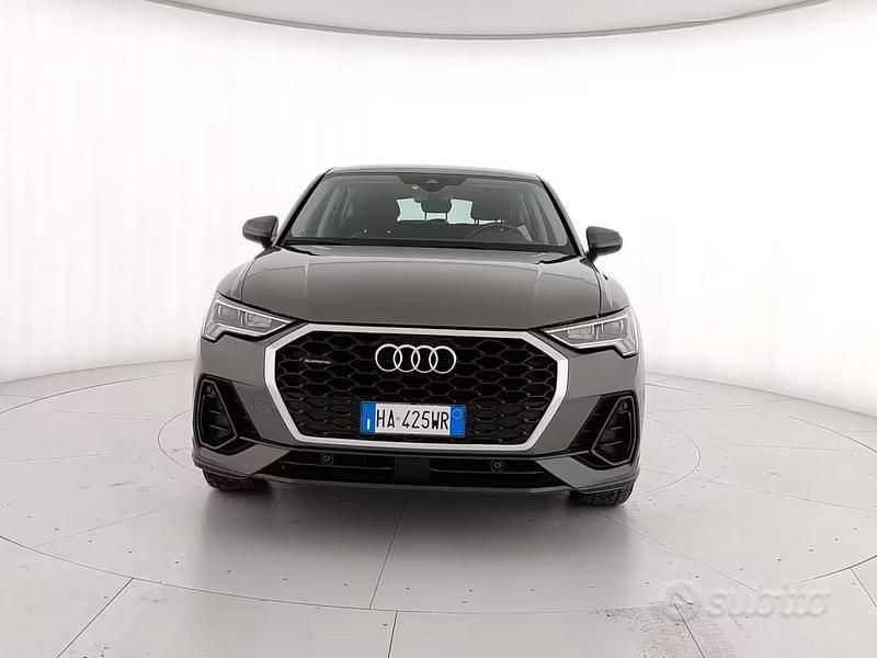 Usata Audi Q3 Business Plus 150 CV (110 kW) 2024 Grigio SUV