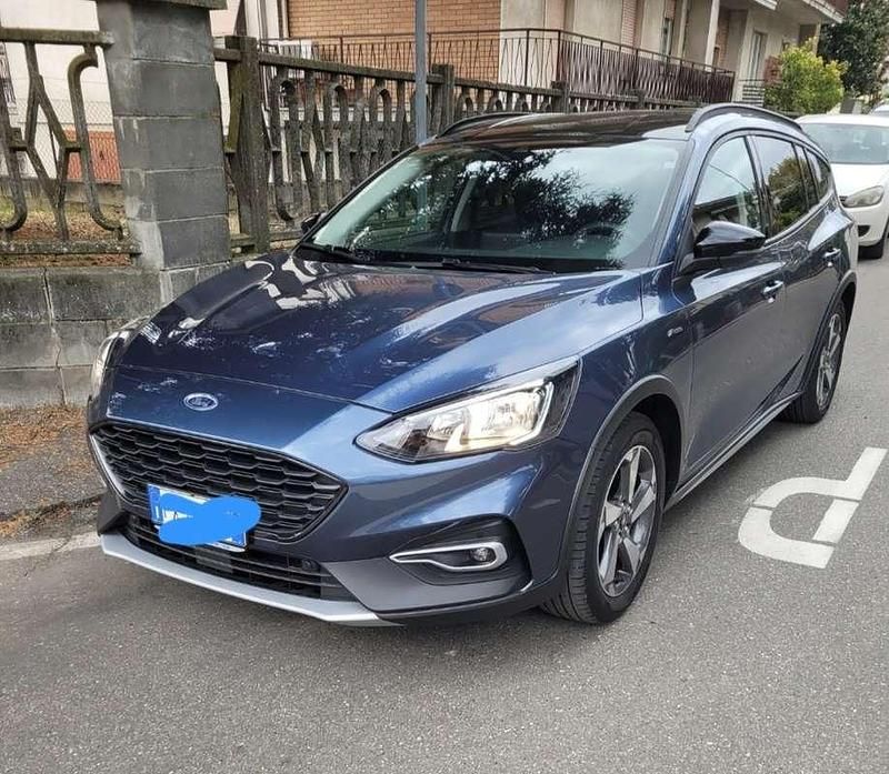Blu/azzurro Usata 2019 Ford Focus Active Station wagon | 13.000 € (Buon prezzo) - Immagine 1/2