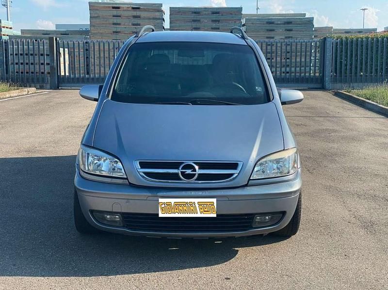 Usata Opel Zafira Comfort 97 CV (71 kW) 2004 Blu/azzurro Monovolume