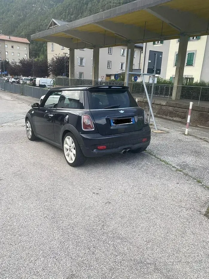 Usata Mini Cooper S Chili 175 CV (128 kW) 2007 Nero Utilitaria