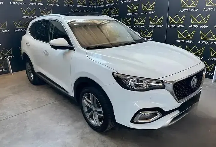 Usata MG HS Comfort 162 CV (119 kW) 2023 Bianco SUV