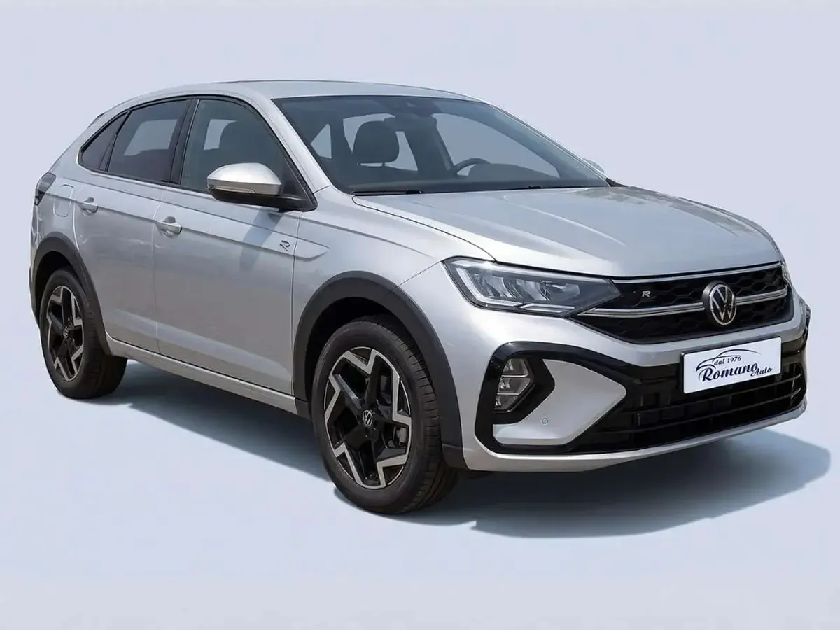 Usata VW Taigo R-line 116 CV (85 kW) 2025 Grigio chiaro SUV