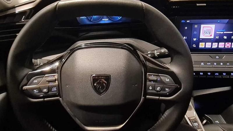 Usata Peugeot 308 Active 2022 Rosso Station wagon