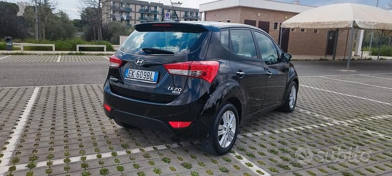 Usata Hyundai ix20 Style 90 CV (66 kW) 2011 Nero Utilitaria