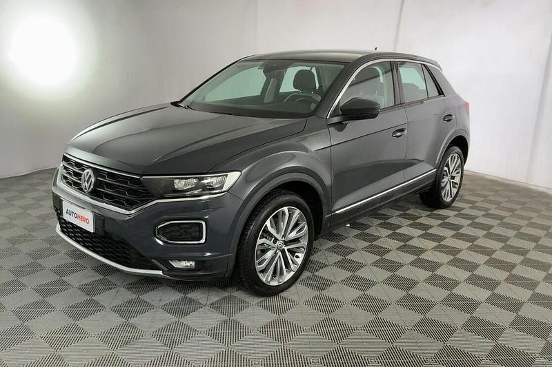 Usata VW T-Roc Advance 150 CV (110 kW) 2019 Grigio SUV