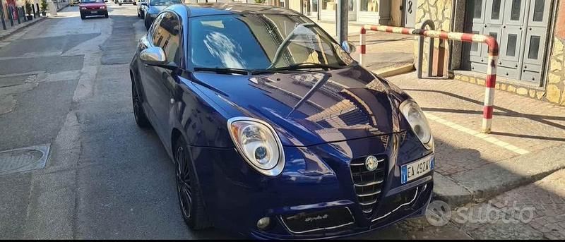Blu Usata 2010 Alfa Romeo MiTo Due volumi | 2900 € (Buon prezzo) - Immagine 1/4