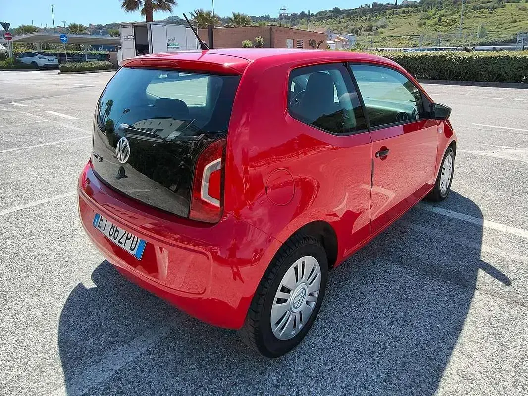 Usata VW up! Move 68 CV (50 kW) 2014 Rosso Utilitaria
