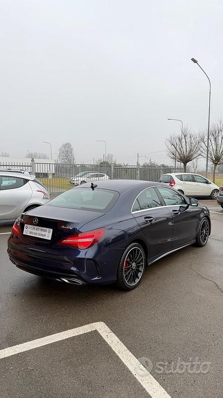 Usata Mercedes CLA220 Premium 176 CV (129 kW) 2017 Blu Berlina