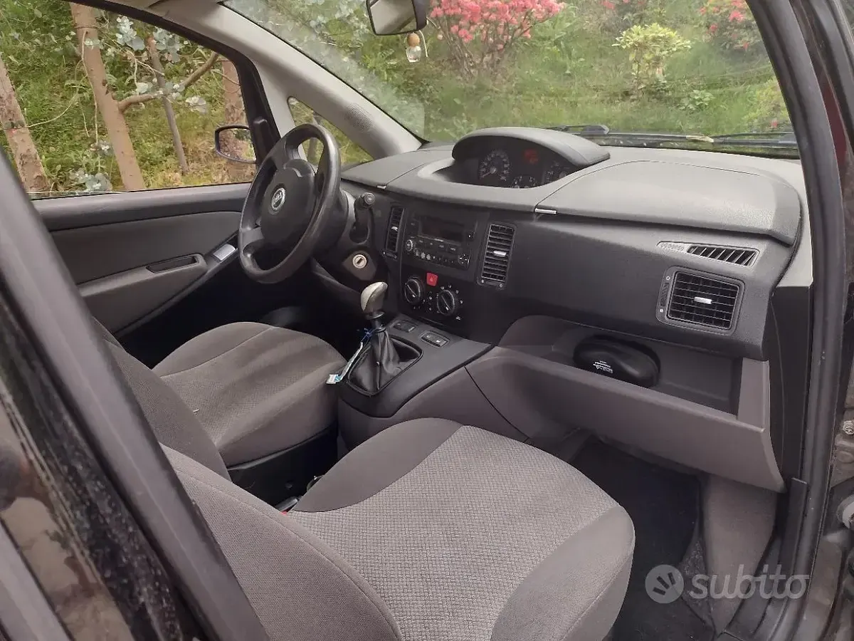 Usata Fiat Idea 80 CV (58 kW) 2007 Nero Monovolume