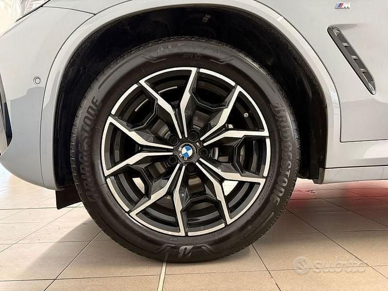 Usata BMW X4 M Sport 184 CV (135 kW) 2023 Grigio SUV