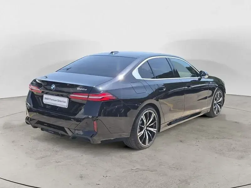 Usata BMW 520 M Sport 197 CV (144 kW) 2023 Nero Berlina