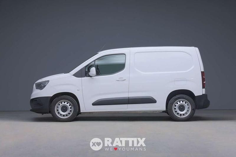 Usata Opel Combo Edition 131 CV (96 kW) 2020 White jade Furgone