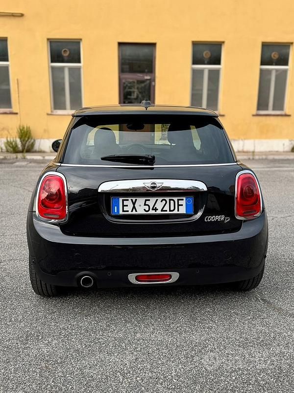 Usata Mini Cooper D 116 CV (85 kW) 2014 Utilitaria
