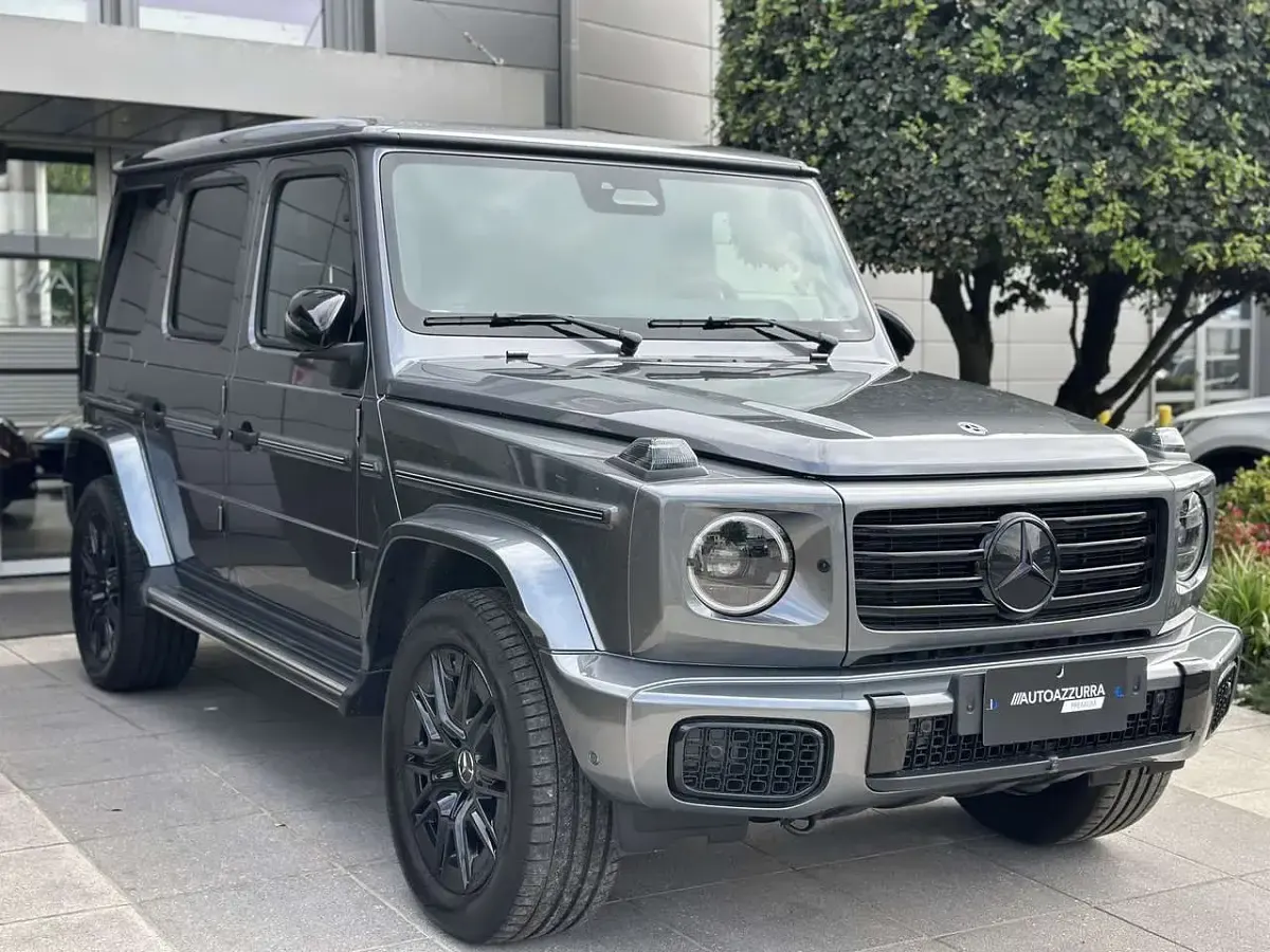 Neu Mercedes G450 AMG line 367 PS (269 kW) 2025 Grau SUV