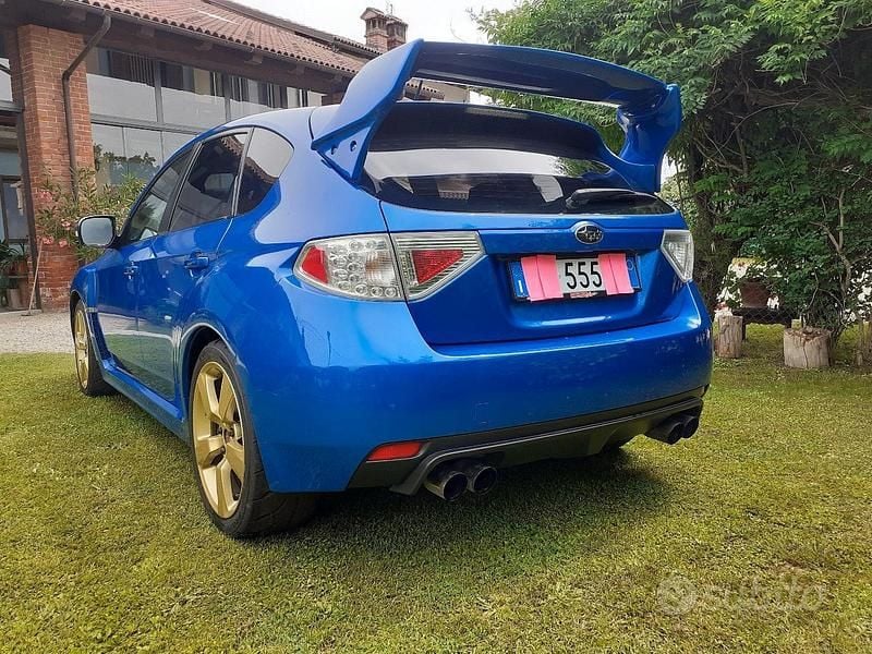 Usata Subaru Impreza 300 CV (220 kW) 2009 Blu Berlina