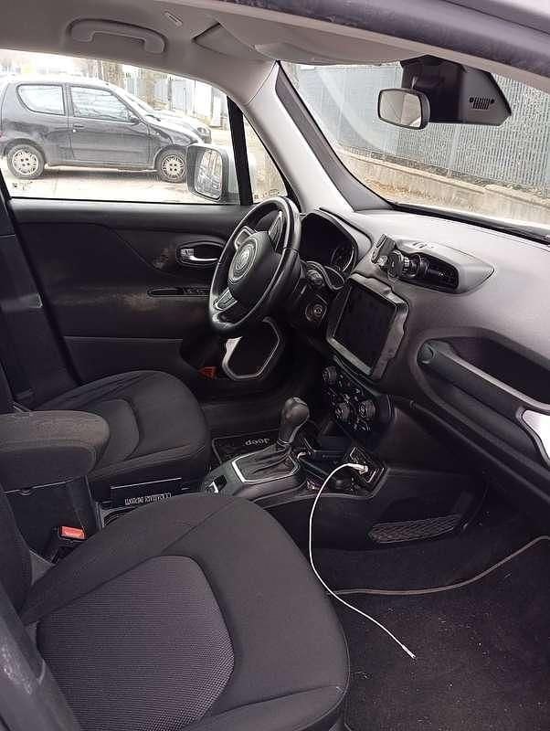 Usata Jeep Renegade Trailhawk 170 CV (125 kW) 2019 Grigio SUV