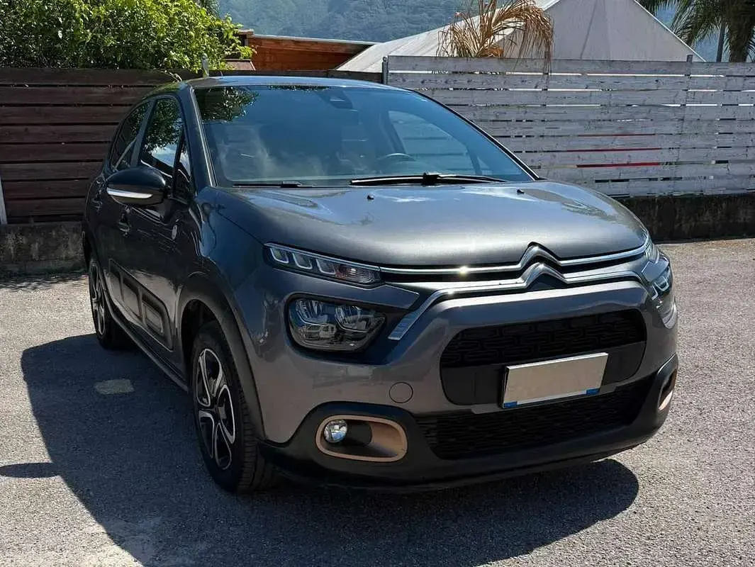 Usata Citroën C3 102 CV (75 kW) 2023 Grigio Utilitaria