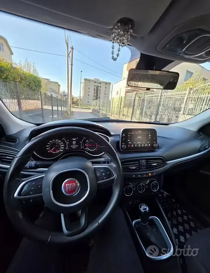 Usata Fiat Tipo 95 CV (69 kW) 2016 Blu Berlina